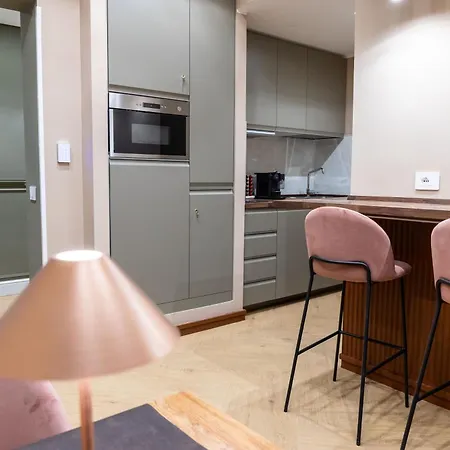 Flat Urban Suites