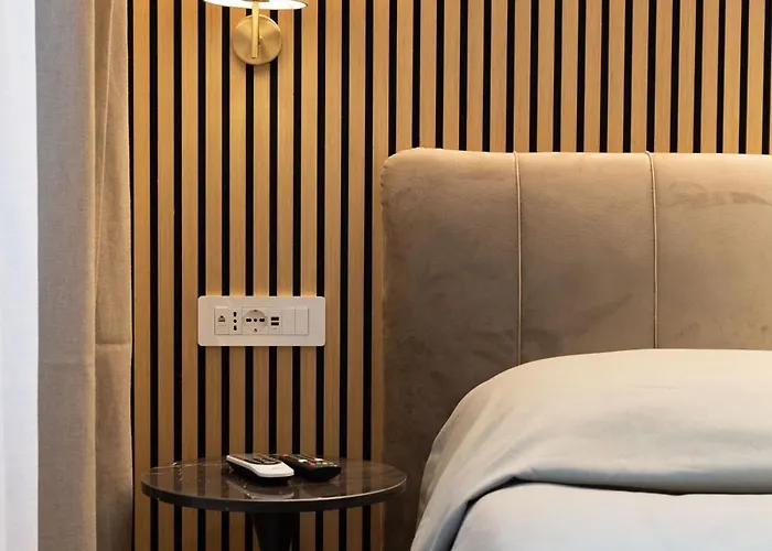 Flat Urban Отель типа "постель и завтрак" 4*